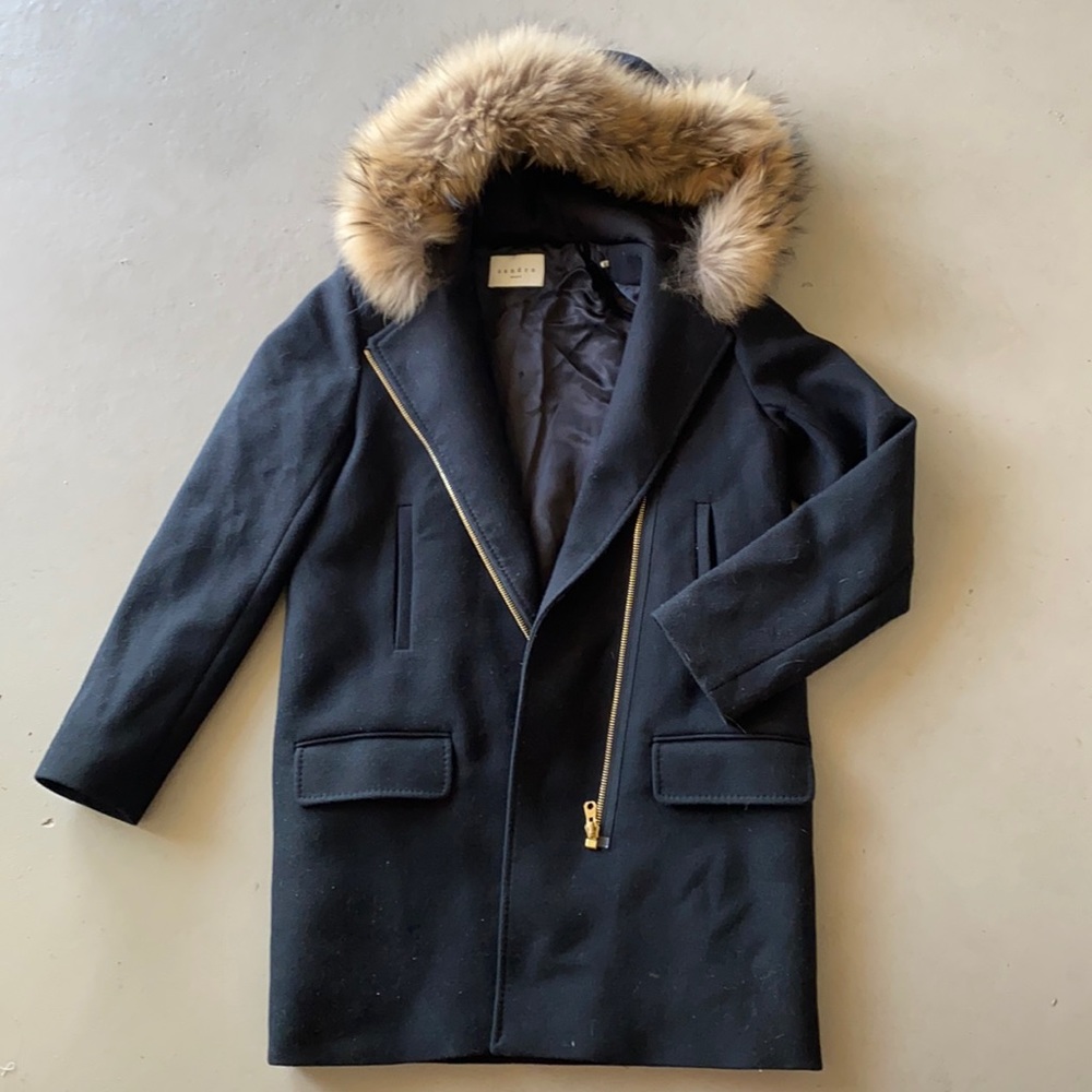 BEAUTIFUL SANDRO WOOL COAT with detachable arctic fox lined hood size 36 EU